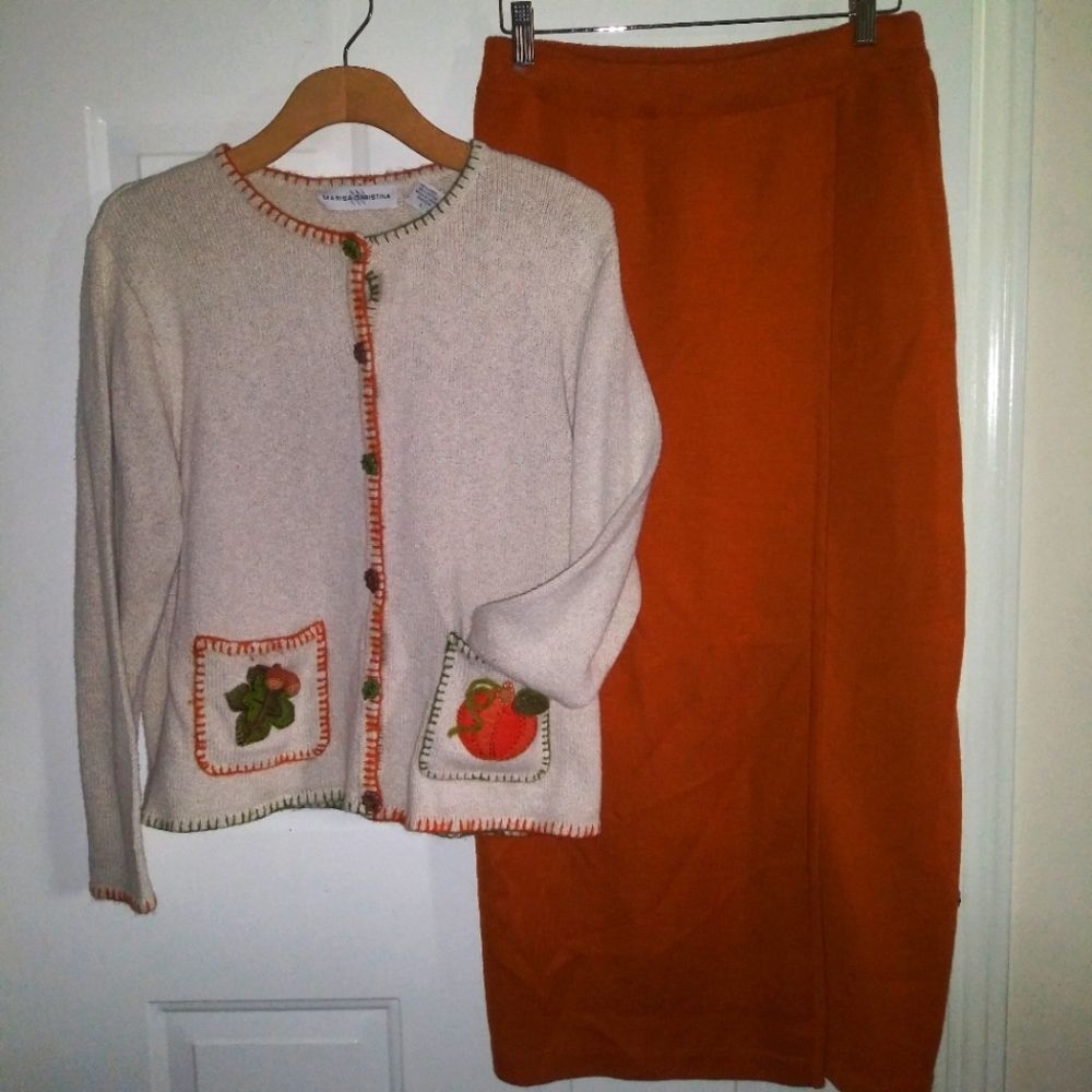 Pumpkin Patch Fall Embroidered Sweater Large - image 2